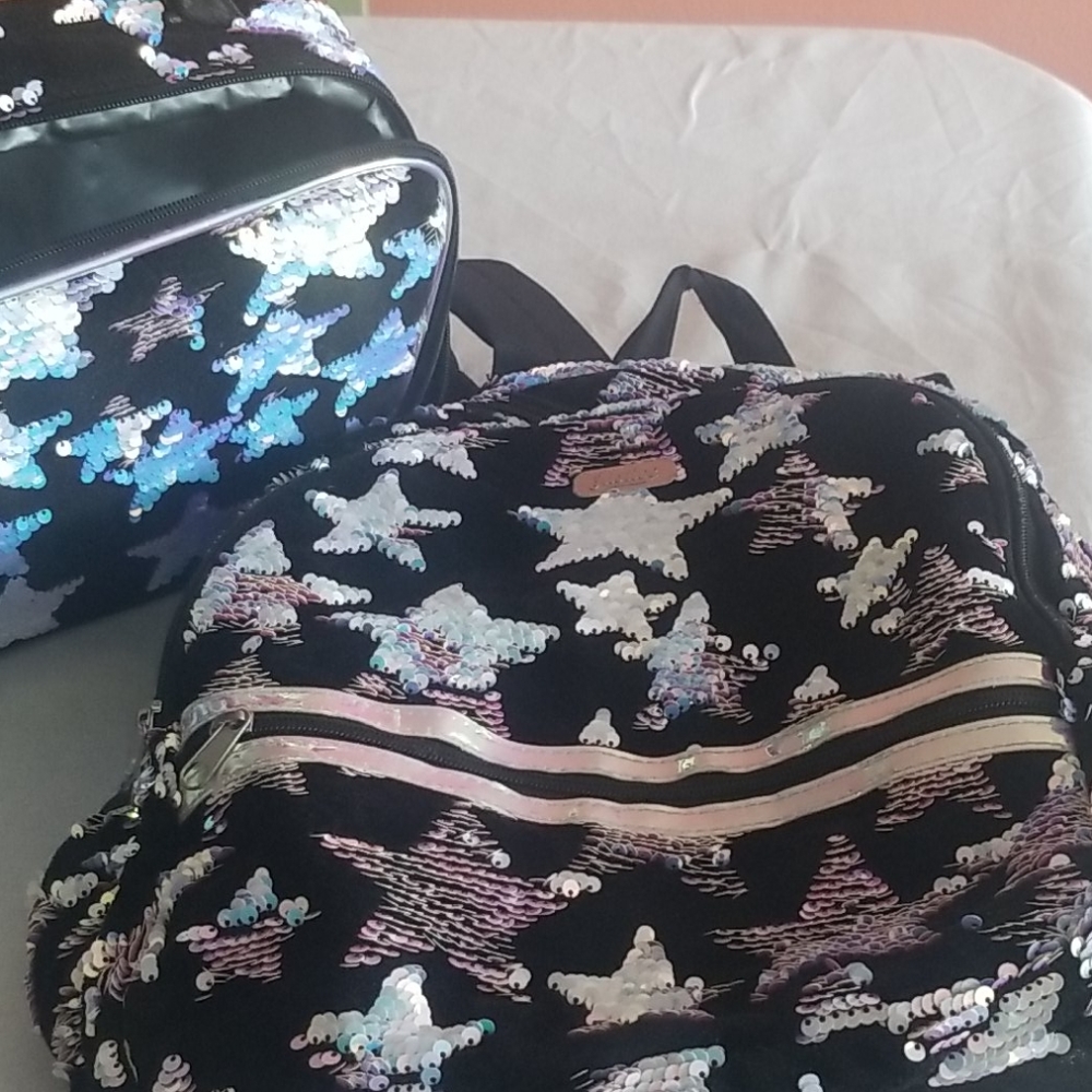 Backpack and lunchbag set